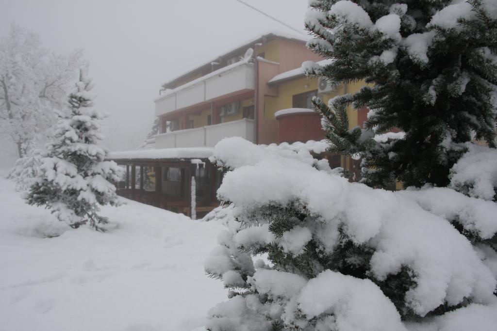 Туристически Комплекс"Странджа" Sredets Exterior photo